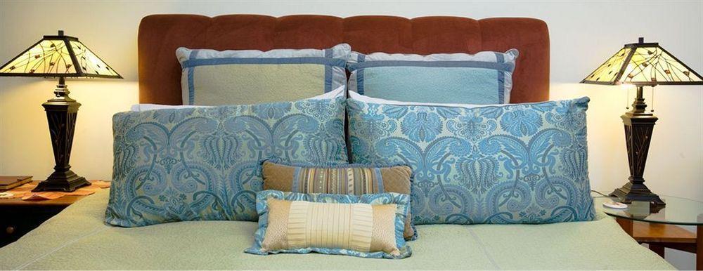 Harvey House Bed & Breakfast โอ๊คพาร์ค ภายนอก รูปภาพ