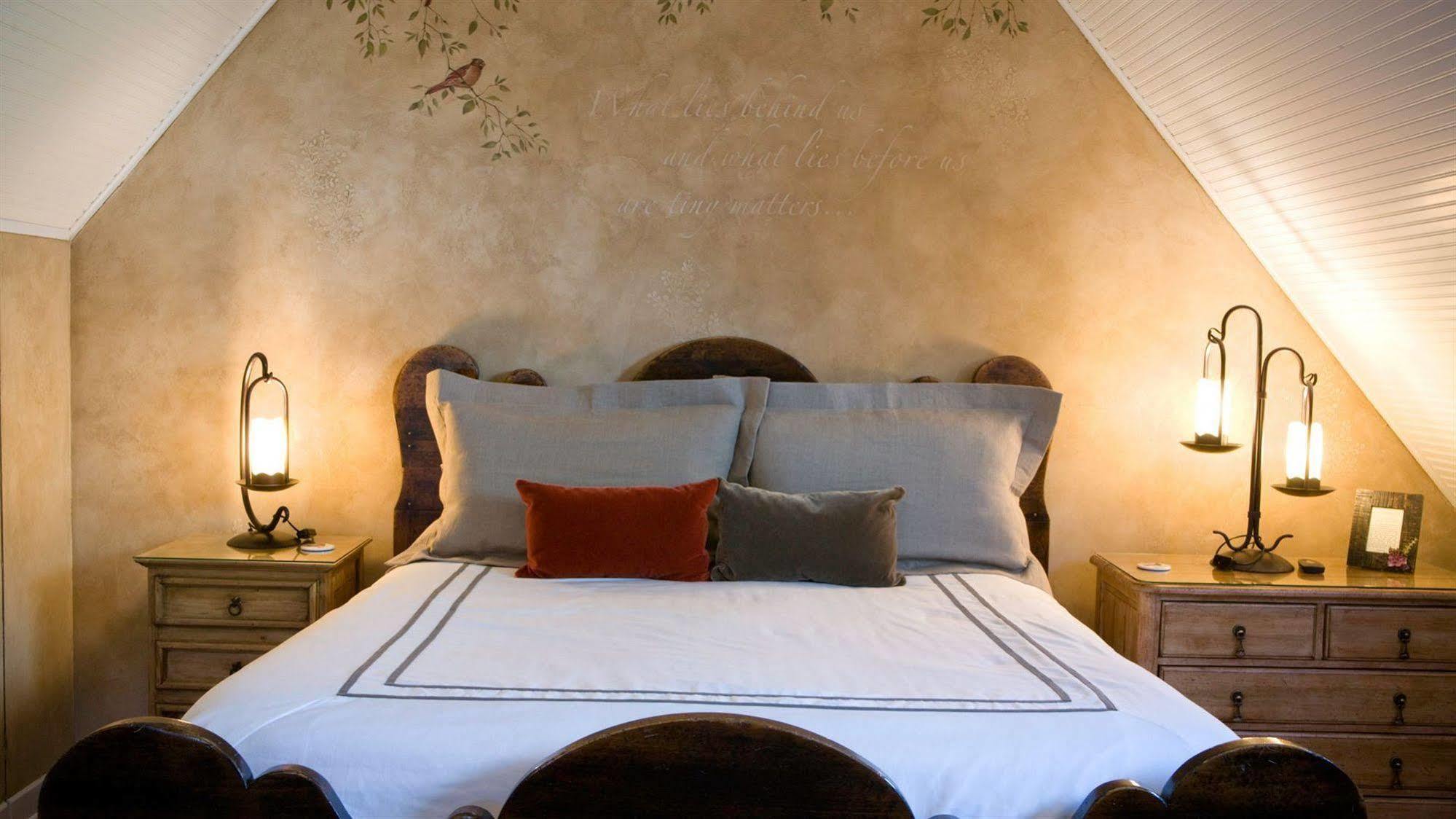 Harvey House Bed & Breakfast โอ๊คพาร์ค ภายนอก รูปภาพ
